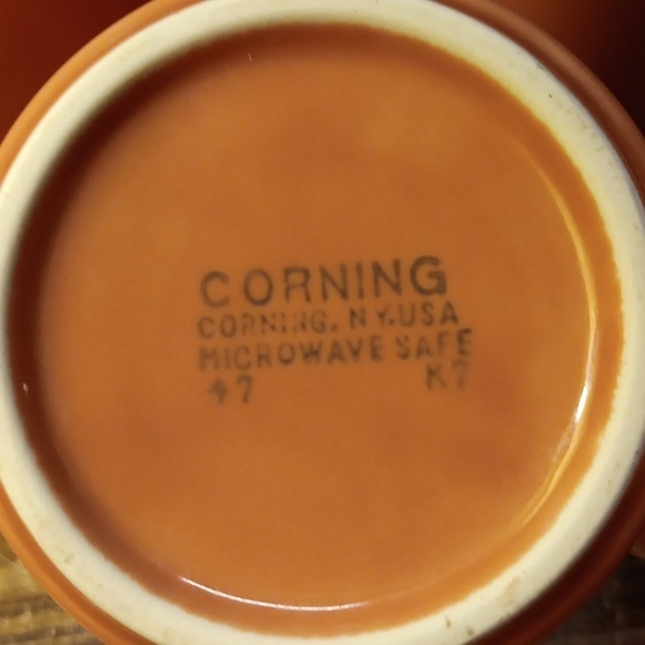 Corning pink coffee ☕️ cups mugs - Picture 3 of 3